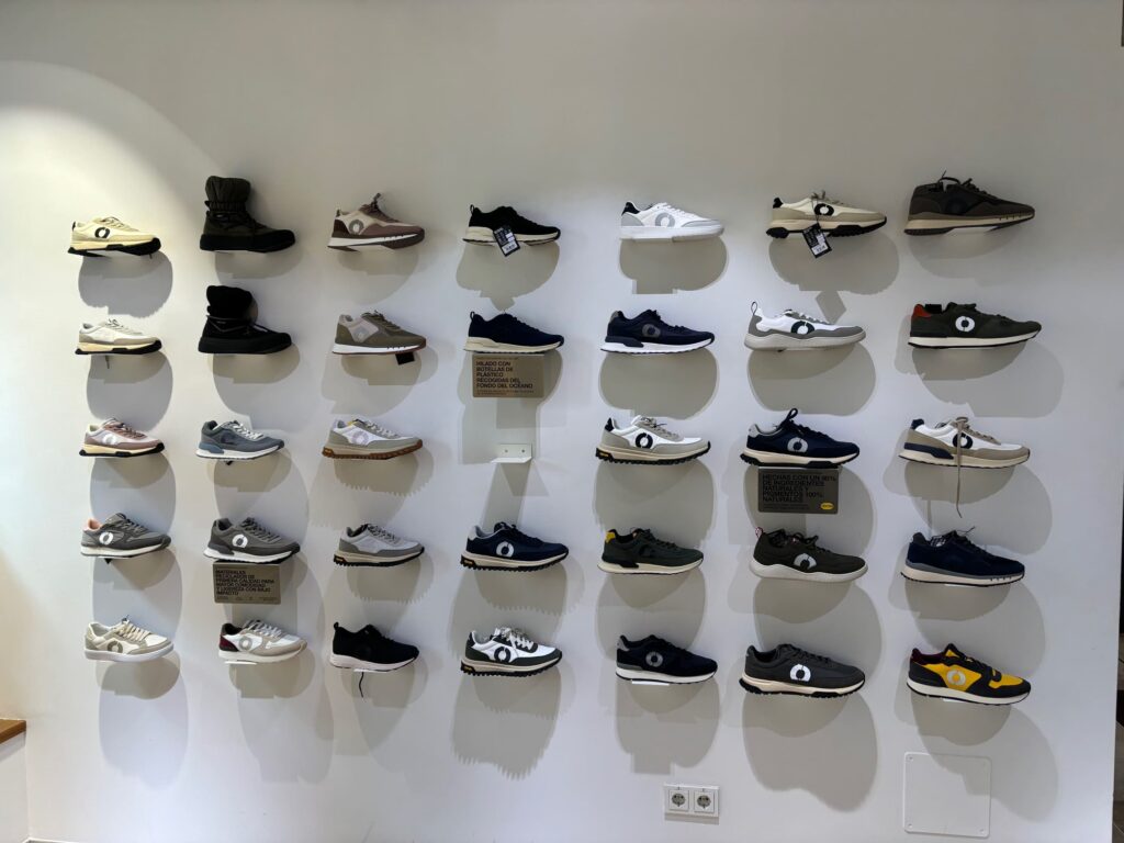 Sneaker aus Ananashaut sind nur ein Beispiel dafür, wie nachhaltige Mode bei ECOALF aussieht.