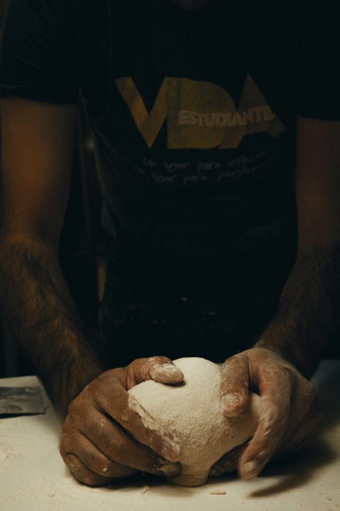 Echtes Brot braucht mehr: Seele, Handwerk und Geduld.