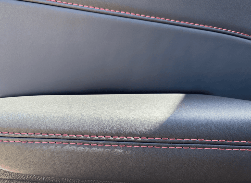 Kompakt von außen, durchdacht von innen: Im Fengon 500 trifft Funktion auf stilvolle Details.